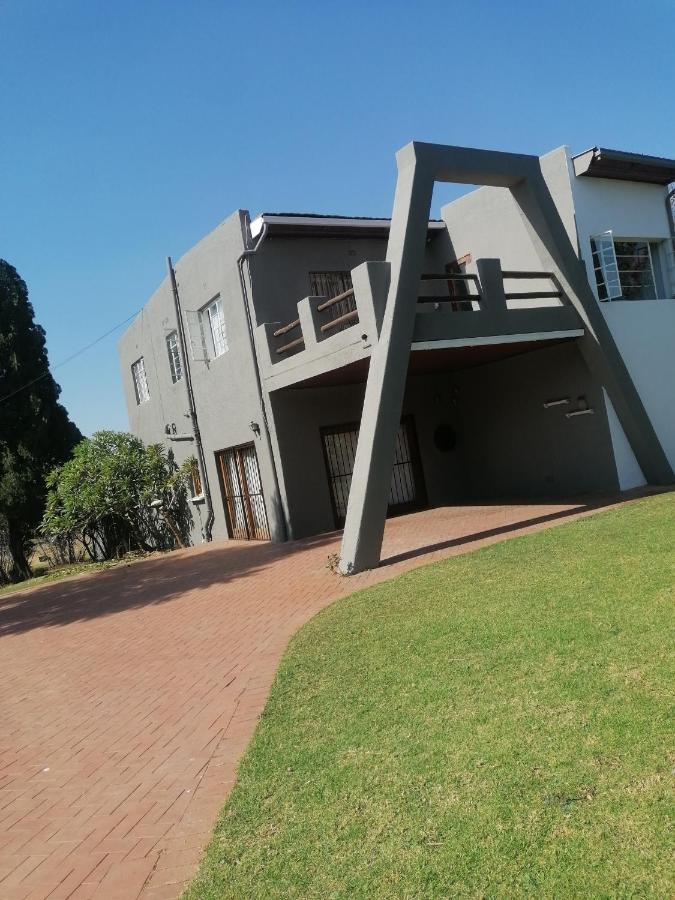 Ferndale Guest House And Party Venue Johannesburg Exterior foto